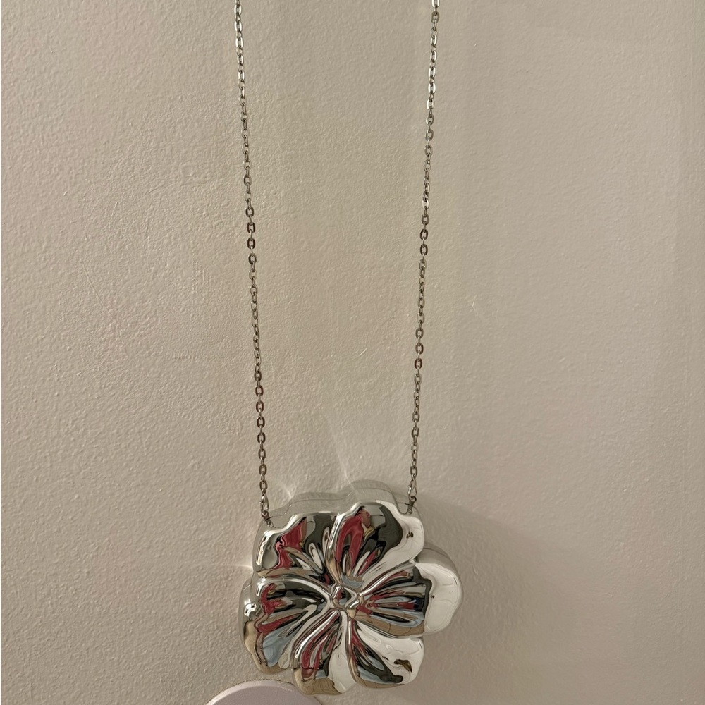 Silver Flower Purse